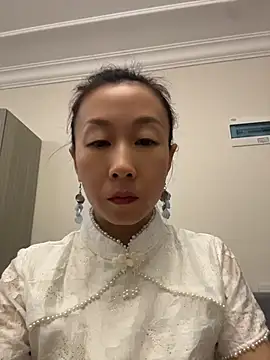 summer0430 online show from 06/01/26, 12:01