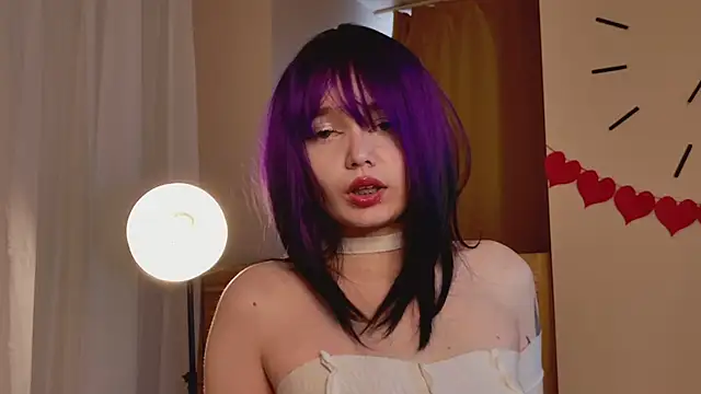 Tomie Kawakami online show from 04/24/26, 10:50