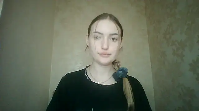 Lisanta online show from 07/22/26, 08:33