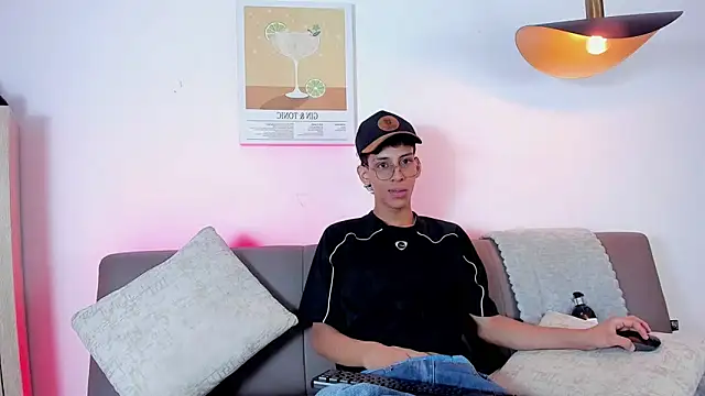 Snapshot of dax_blaze chatting on 04/29/26, 12:53 dax blaze online show from 04/29/26, 12:53