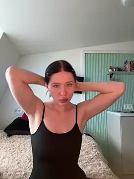 darckkitten online show from 04/21/26, 02:12