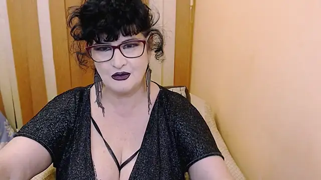 QuuenOfSin online show from 02/02/25, 02:17