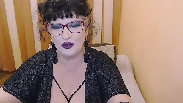 QuuenOfSin online show from 03/02/25, 05:25