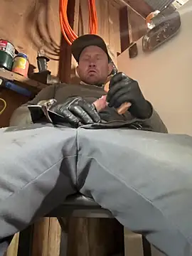 Halfoftwelve69 online show from 04/21/26, 02:04