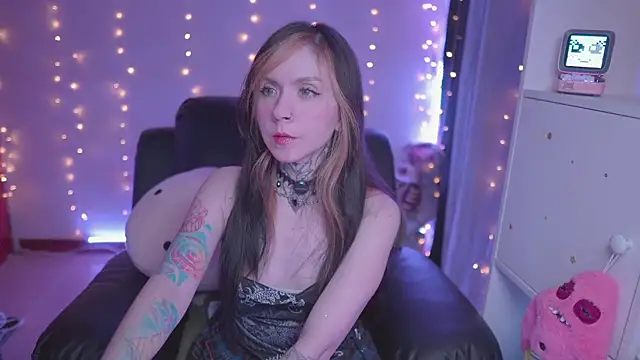 -VKatt online show from 05/15/26, 03:02