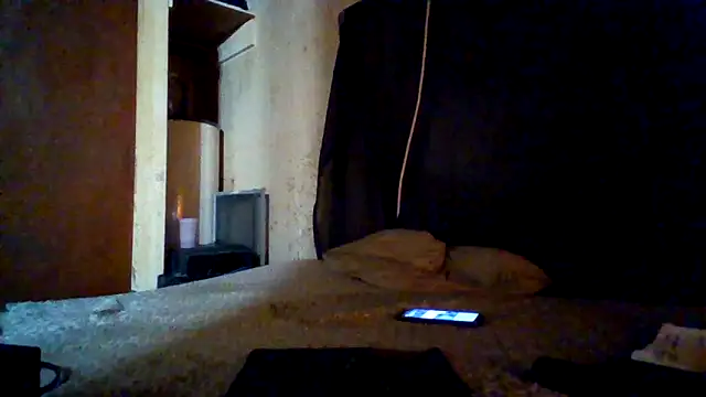 Snapshot of Nightshade1195 chatting on 06/22/26, 03:53 Nightshade1195 online show from 06/22/26, 03:53