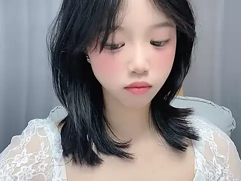 TwinXXyan online show from 04/20/26, 01:36