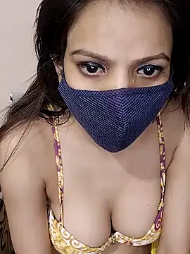 Snapshot of lovelyrosewifey chatting on 05/16/26, 06:32 lovelyrosewifey online show from 05/16/26, 06:32