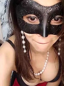 Snapshot of lovelyrosewifey chatting on 06/04/26, 11:49 lovelyrosewifey online show from 06/04/26, 11:49