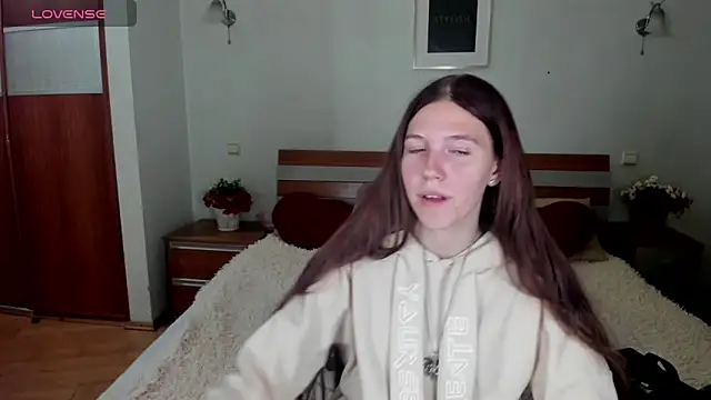 MaryRapunzel online show from 05/01/26, 08:46