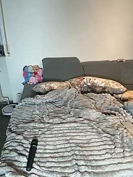 AmeliaStarOfficial online show from 05/10/26, 07:08