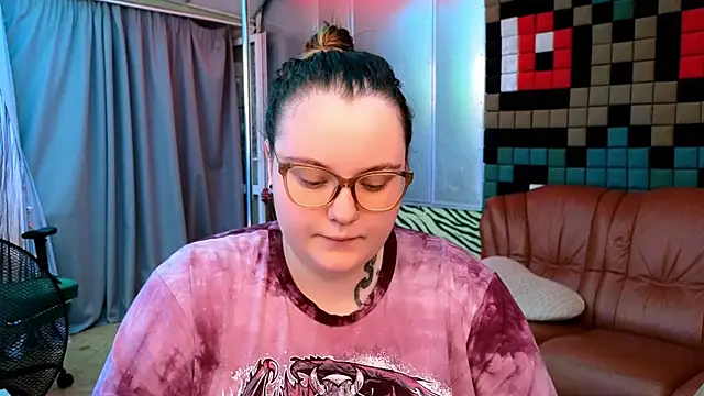 CatherineClaire online show from 07/23/26, 04:16