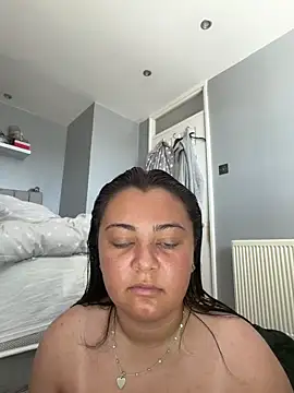 Snapshot of Laurenrose_x chatting on 05/12/26, 09:28 Laurenrose x online show from 05/12/26, 09:28