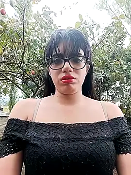 Dayii sweet online show from 05/18/26, 04:57