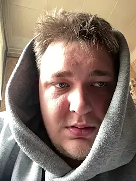 Vel4ic42 online show from 04/21/26, 06:31