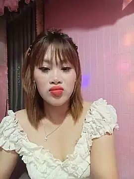 Snapshot of Ly-sexyy chatting on 07/06/26, 10:01 Ly-sexyy online show from 07/06/26, 10:01