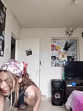 Snapshot of evafuckasd chatting on 06/12/26, 06:07 evafuckasd online show from 06/12/26, 06:07