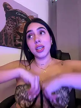IsabellaNoir  online show from 05/29/26, 10:08