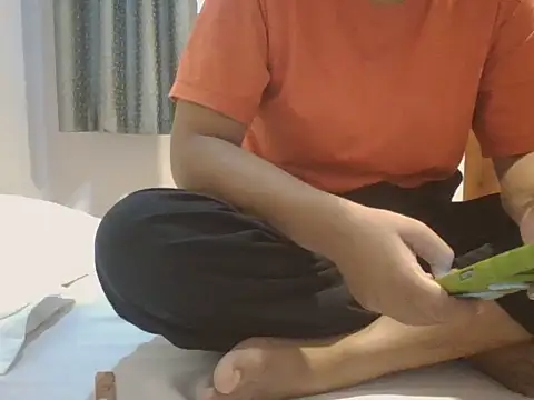 call me esha rnd online show from 07/09/26, 08:18