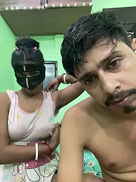 hot-couple-0 online show from 06/09/26, 05:41
