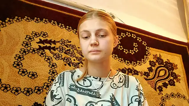 LunaLaday online show from 07/01/26, 02:57
