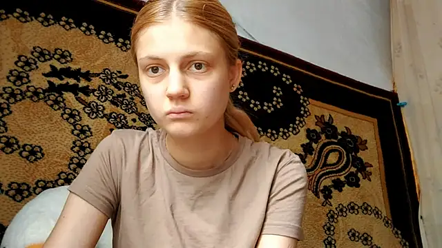 LunaLaday online show from 07/04/26, 03:45