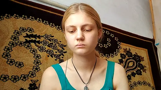 LunaLaday online show from 07/16/26, 04:51