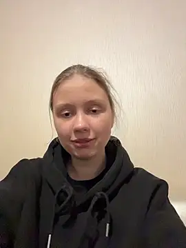 StaceyCross  online show from 04/21/26, 08:34