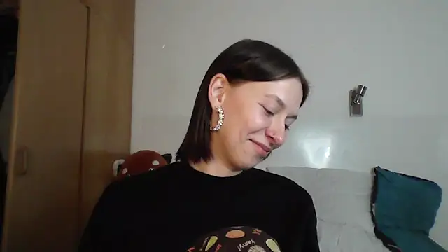 JuicyErika online show from 04/30/26, 08:57