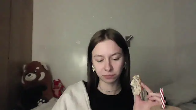 JuicyErika online show from 05/10/26, 01:00