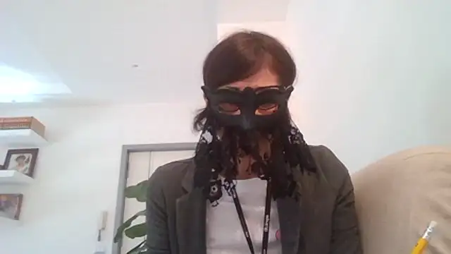 Snapshot of HelenTiAscolta chatting on 05/09/26, 02:22 HelenTiAscolta online show from 05/09/26, 02:22