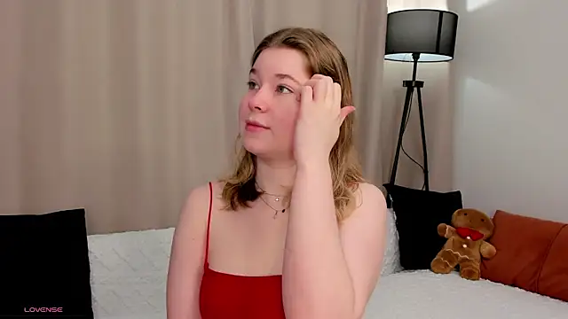 Snapshot of MERRIEMS chatting on 04/26/26, 03:59 MERRIEMS online show from 04/26/26, 03:59