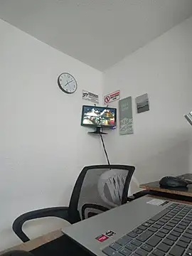 Snapshot of Queen_linda1 chatting on 06/26/26, 12:09 Queen linda1 online show from 06/26/26, 12:09