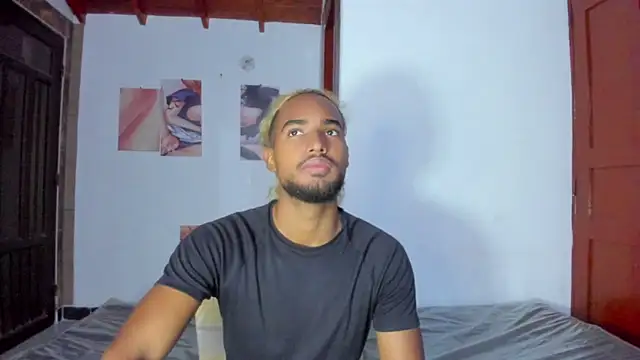 salvatore amator online show from 06/10/26, 03:50