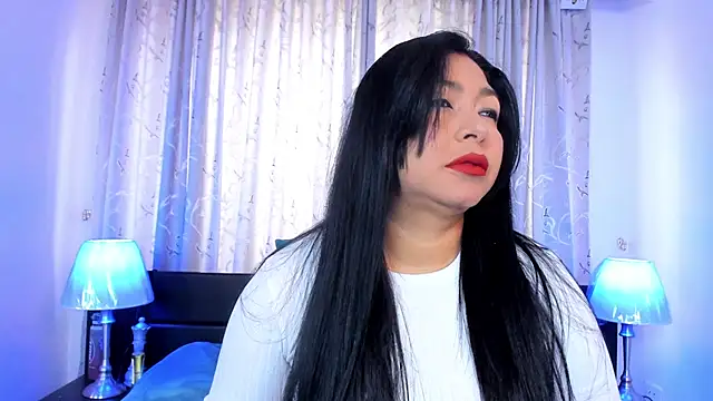 Victoria kim lee online show from 05/07/26, 12:21