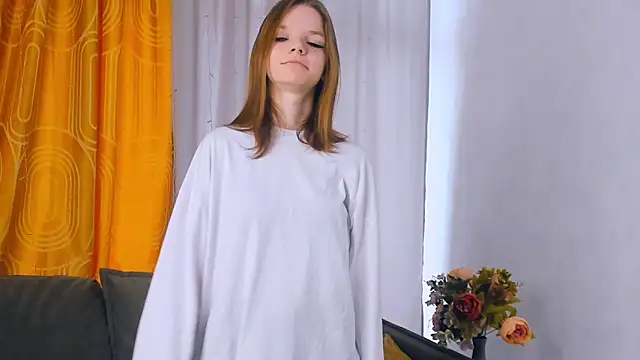 JanelleTeklu online show from 04/26/26, 11:08