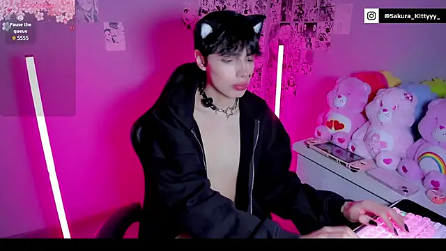Sakura Kitty  online show from 05/10/26, 03:33