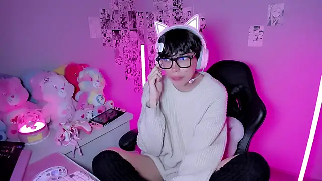 Sakura Kitty  online show from 06/22/26, 06:32
