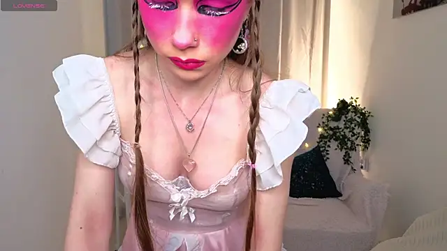 KarenRosee online show from 05/13/26, 04:59