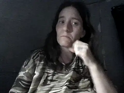 Snapshot of Mini83 chatting on 06/05/26, 03:35 Mini83 online show from 06/05/26, 03:35