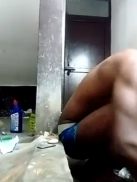 hot boy 27  online show from 04/29/26, 01:37