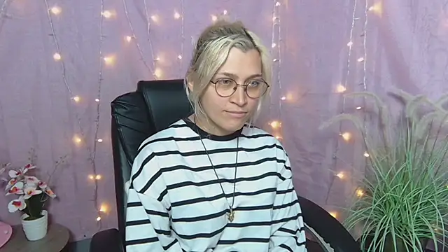 RubyDaviss online show from 05/04/26, 08:10