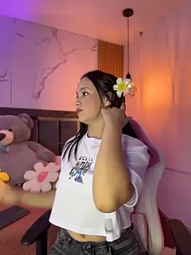 Doll Sofia  online show from 04/30/26, 08:15