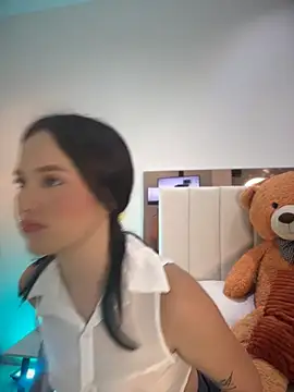 Doll Sofia  online show from 05/04/26, 08:27