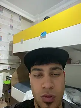 astoperaaa online show from 04/22/26, 08:21