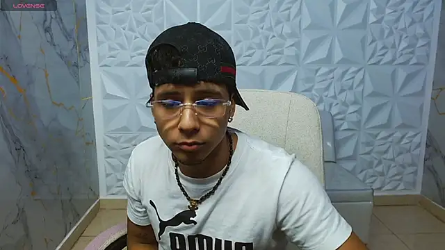 jbarto  online show from 05/13/26, 07:55