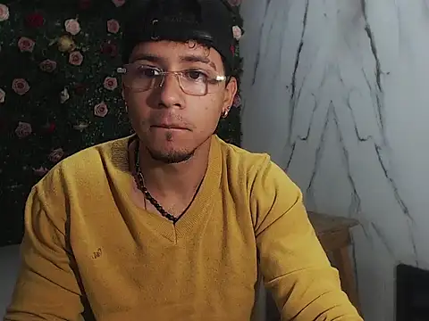 jbarto  online show from 05/30/26, 02:03