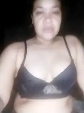 GinebraFire online show from 04/22/26, 05:43