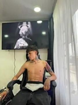 Jackdaniel001  online show from 06/03/26, 10:48