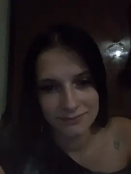 Snapshot of linda_02 chatting on 06/27/26, 10:59 linda 02 online show from 06/27/26, 10:59
